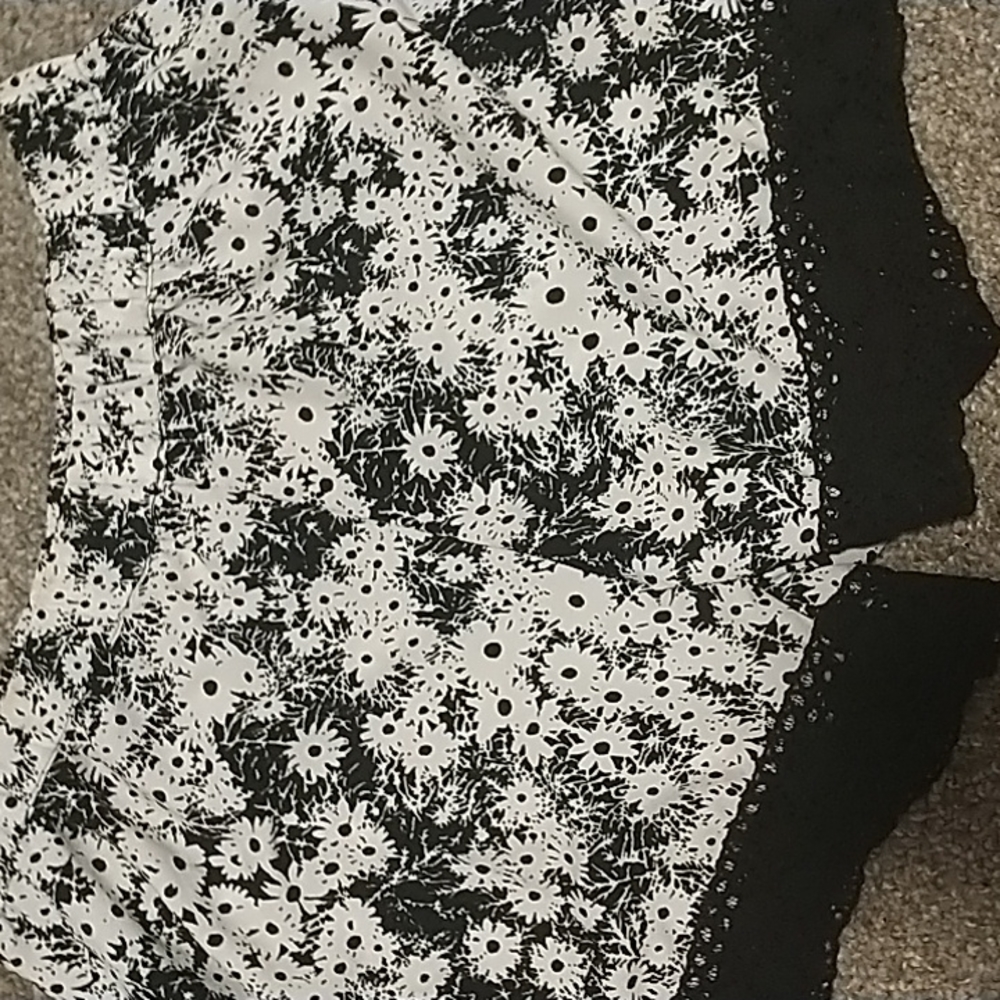 True Destiny Lucid Black and White Daisies Shorts with Black Cotton Lace